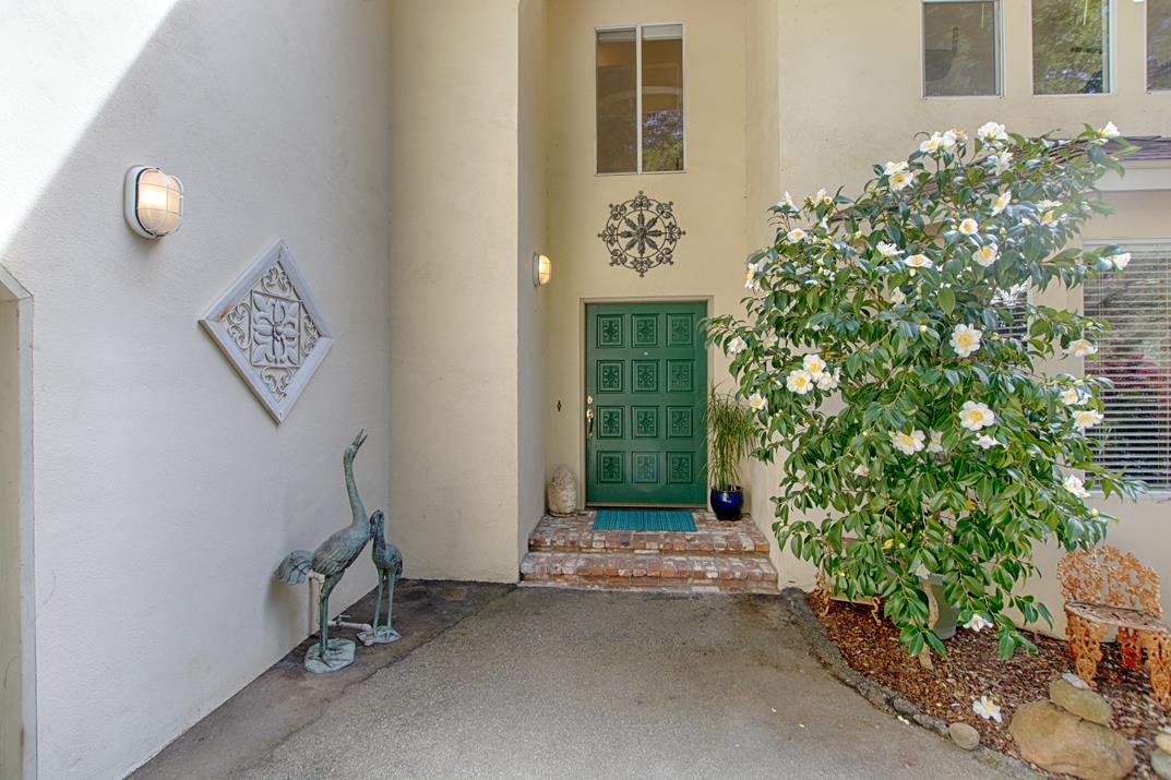 Detail Gallery Image 13 of 75 For 305 Mountain View Rd, Santa Cruz,  CA 95065 - 5 Beds | 3/1 Baths