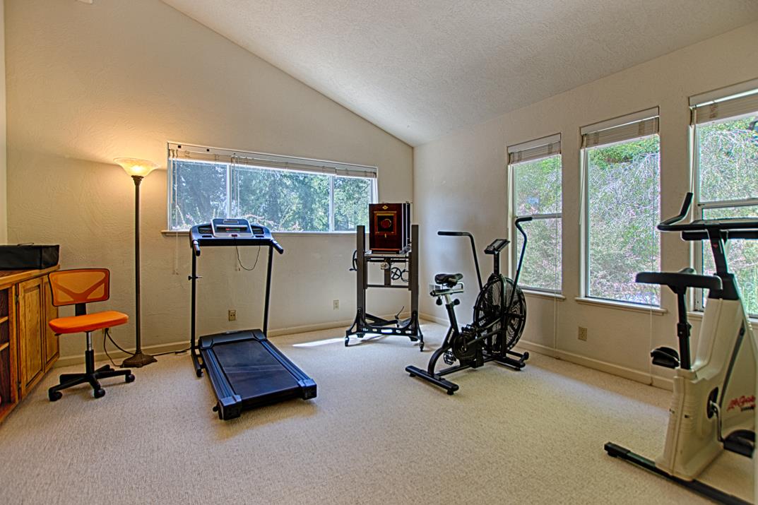 Detail Gallery Image 48 of 75 For 305 Mountain View Rd, Santa Cruz,  CA 95065 - 5 Beds | 3/1 Baths