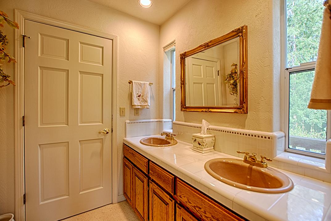 Detail Gallery Image 57 of 75 For 305 Mountain View Rd, Santa Cruz,  CA 95065 - 5 Beds | 3/1 Baths