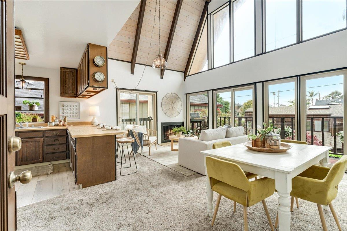 Detail Gallery Image 12 of 36 For 208 Brook Ave, Santa Cruz,  CA 95062 - 3 Beds | 2 Baths
