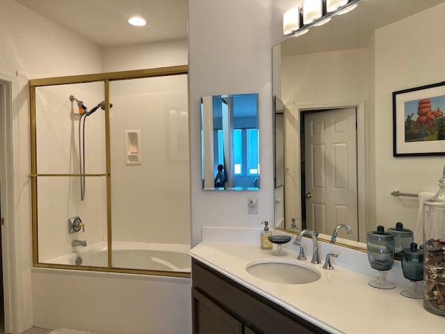 Detail Gallery Image 13 of 18 For Outlook Cr, Pacifica,  CA 94044 - 3 Beds | 2 Baths