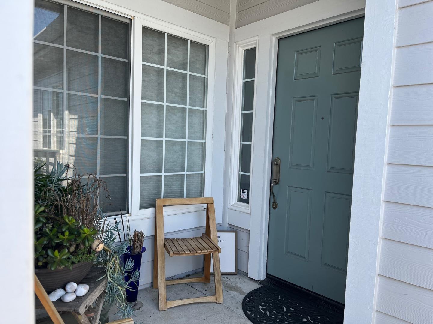 Detail Gallery Image 4 of 18 For Outlook Cr, Pacifica,  CA 94044 - 3 Beds | 2 Baths