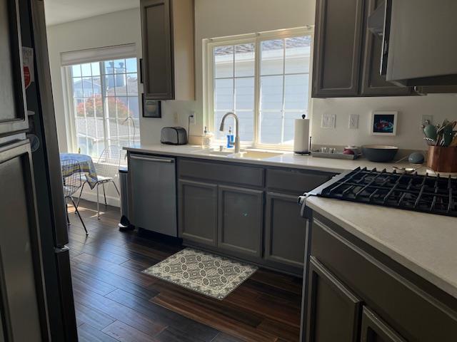Detail Gallery Image 7 of 18 For Outlook Cr, Pacifica,  CA 94044 - 3 Beds | 2 Baths