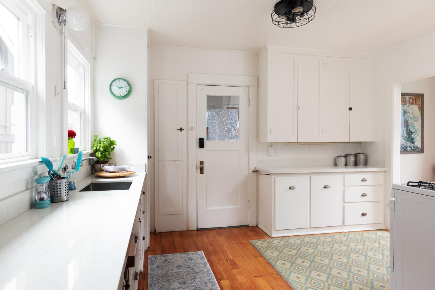Detail Gallery Image 10 of 31 For 221 San Jose Ave, Capitola,  CA 95010 - 3 Beds | 1 Baths