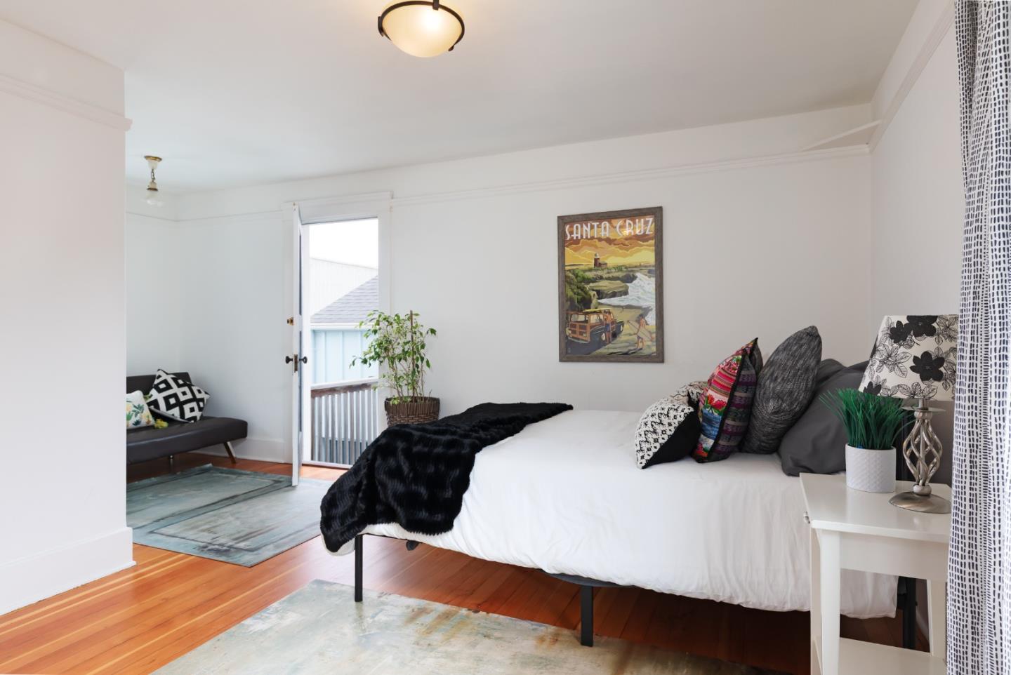 Detail Gallery Image 18 of 31 For 221 San Jose Ave, Capitola,  CA 95010 - 3 Beds | 1 Baths
