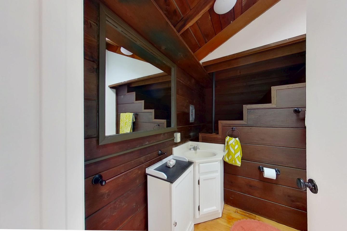 Detail Gallery Image 28 of 31 For 221 San Jose Ave, Capitola,  CA 95010 - 3 Beds | 1 Baths