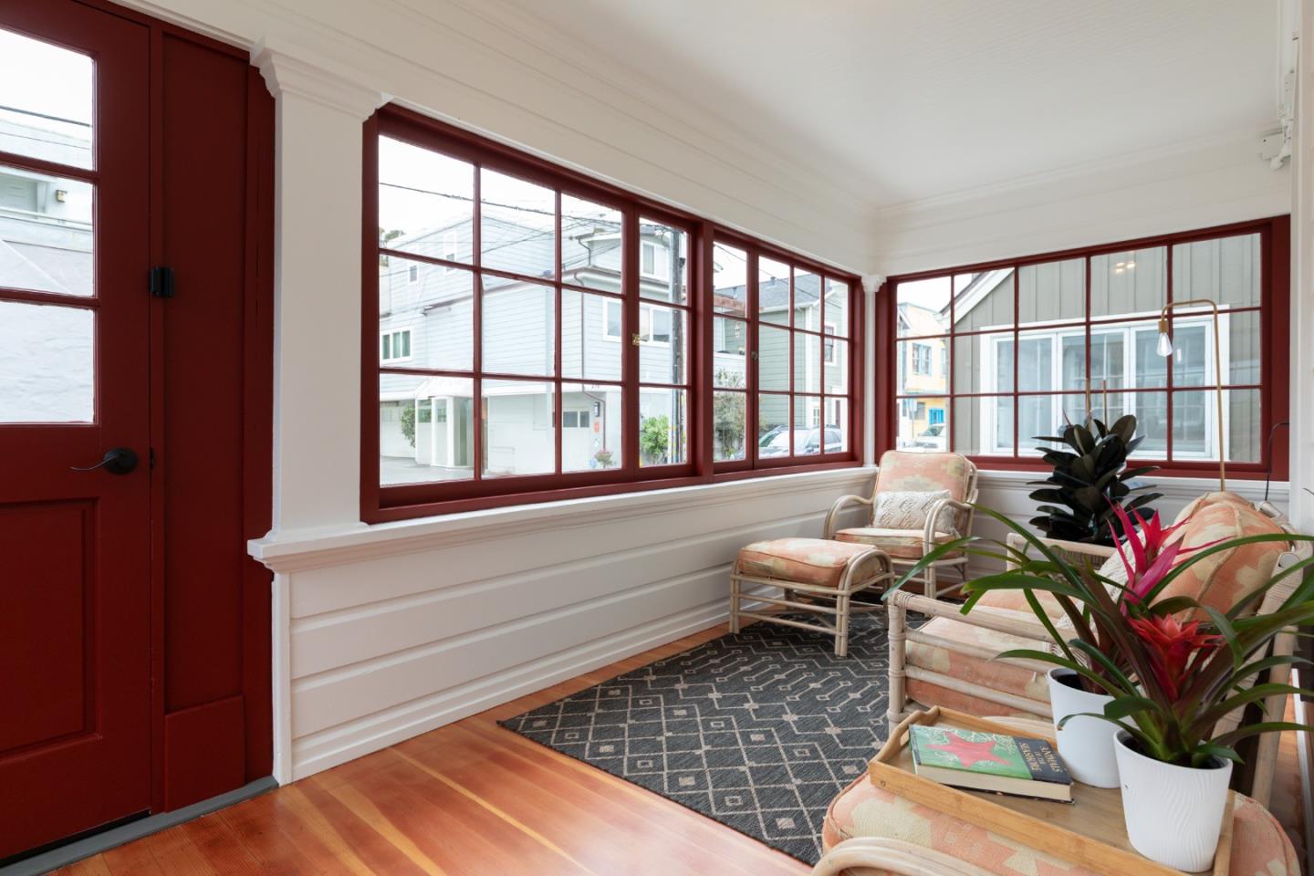 Detail Gallery Image 5 of 31 For 221 San Jose Ave, Capitola,  CA 95010 - 3 Beds | 1 Baths