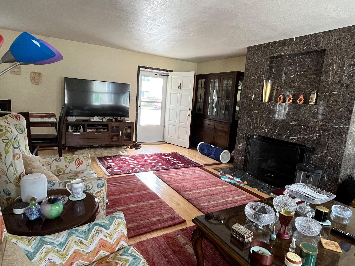 Detail Gallery Image 13 of 21 For 684 Roble Ave, Menlo Park,  CA 94025 - 3 Beds | 4 Baths