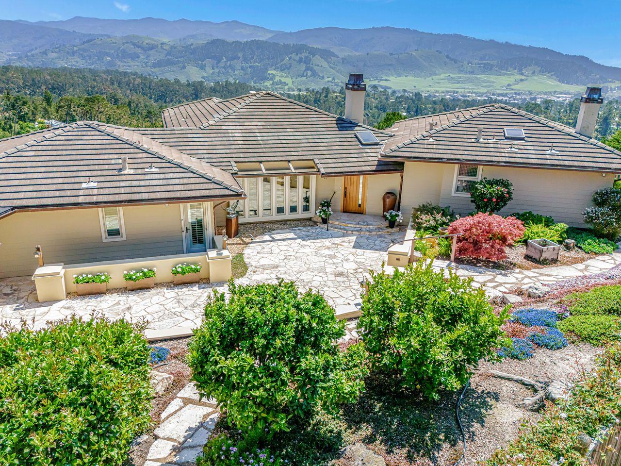 Detail Gallery Image 2 of 30 For 24911 Outlook Ter, Carmel,  CA 93923 - 4 Beds | 3 Baths