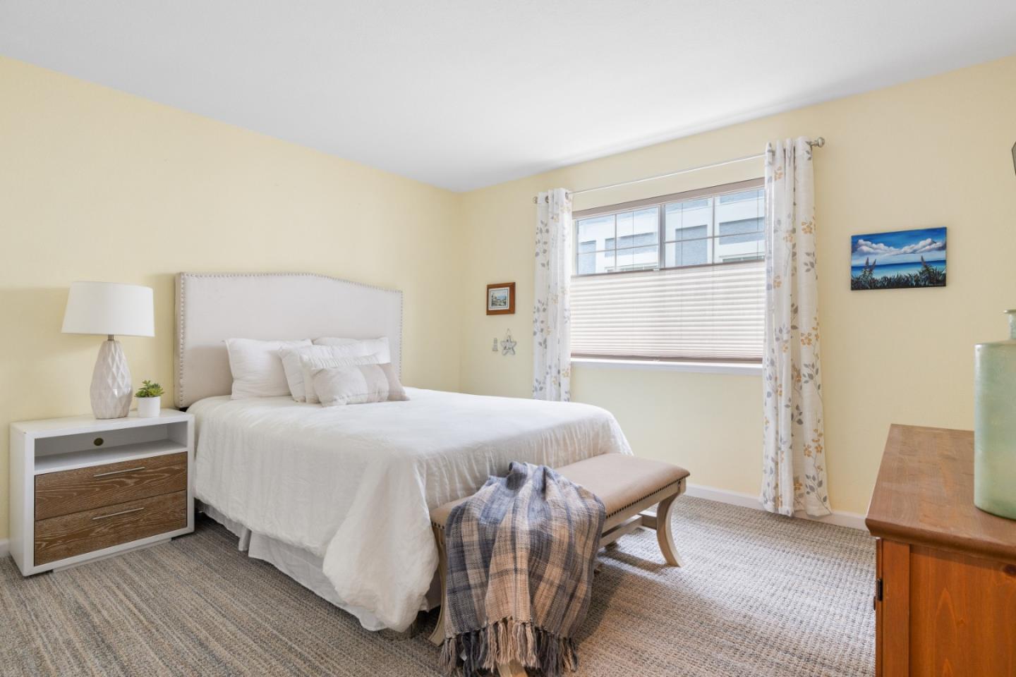 Detail Gallery Image 36 of 45 For 315 Valdez Ave, Half Moon Bay,  CA 94019 - 5 Beds | 3 Baths