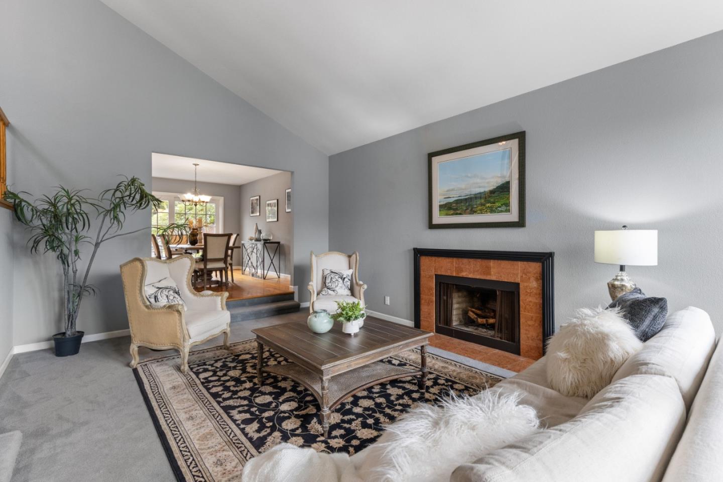 Detail Gallery Image 4 of 45 For 315 Valdez Ave, Half Moon Bay,  CA 94019 - 5 Beds | 3 Baths