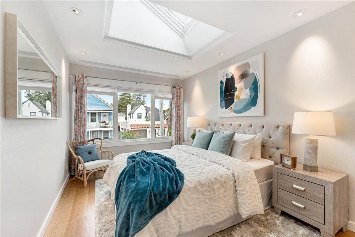 Detail Gallery Image 25 of 43 For 308 Cypress Ave, Santa Cruz,  CA 95062 - 2 Beds | 2 Baths