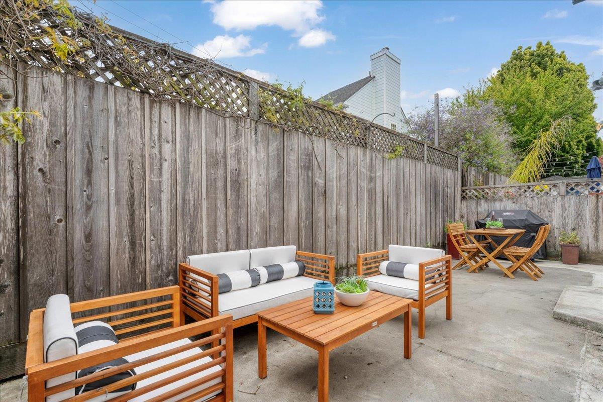 Detail Gallery Image 32 of 43 For 308 Cypress Ave, Santa Cruz,  CA 95062 - 2 Beds | 2 Baths