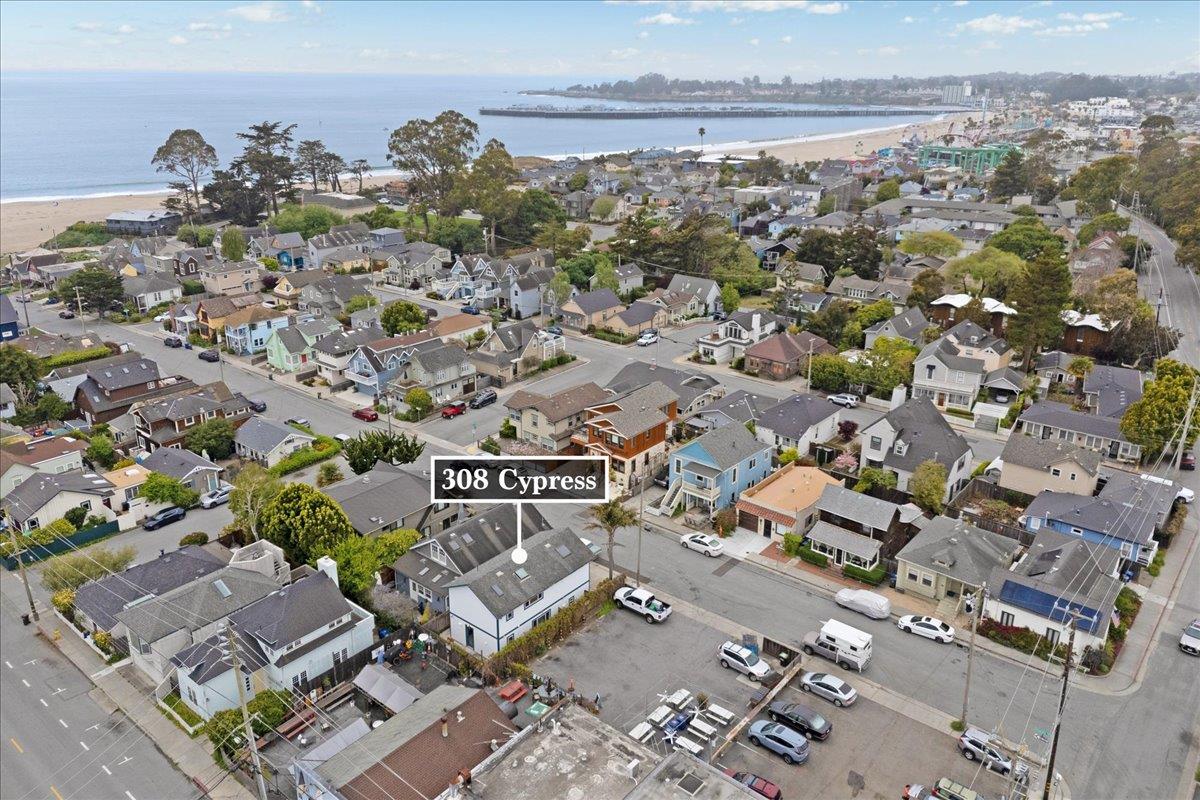 Detail Gallery Image 40 of 43 For 308 Cypress Ave, Santa Cruz,  CA 95062 - 2 Beds | 2 Baths
