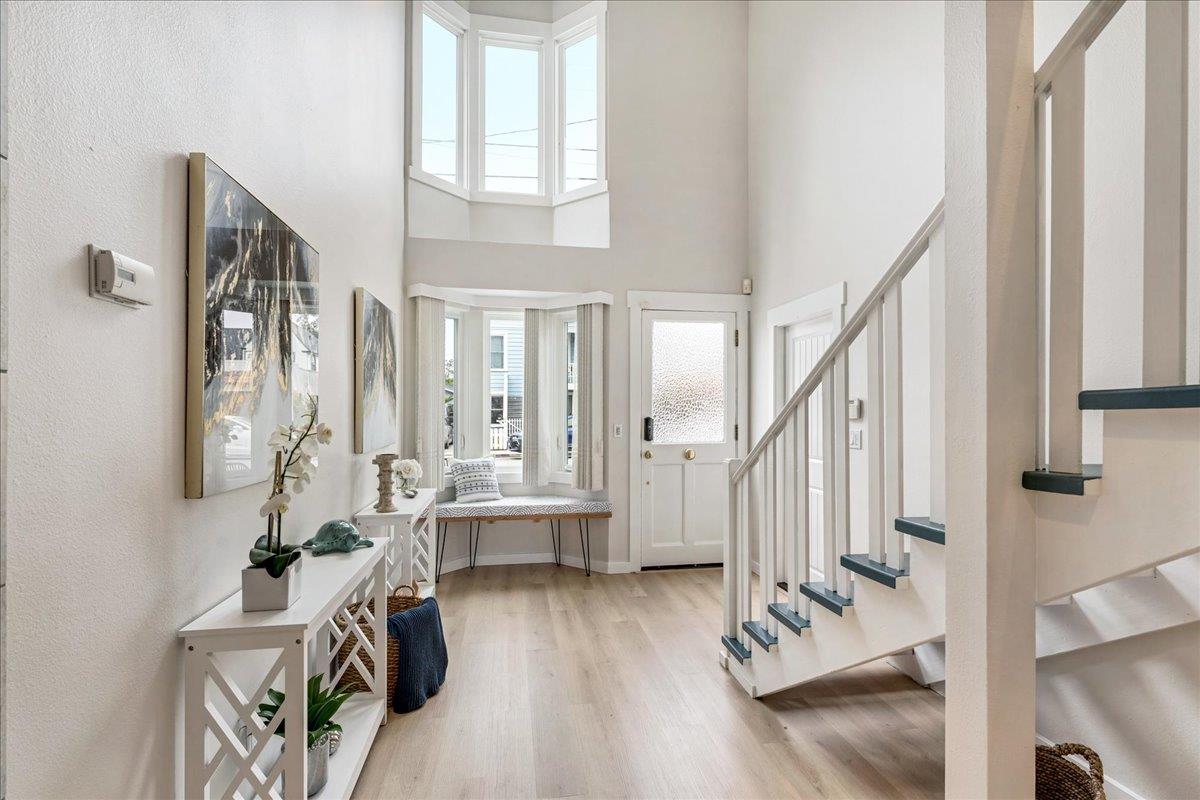 Detail Gallery Image 7 of 43 For 308 Cypress Ave, Santa Cruz,  CA 95062 - 2 Beds | 2 Baths