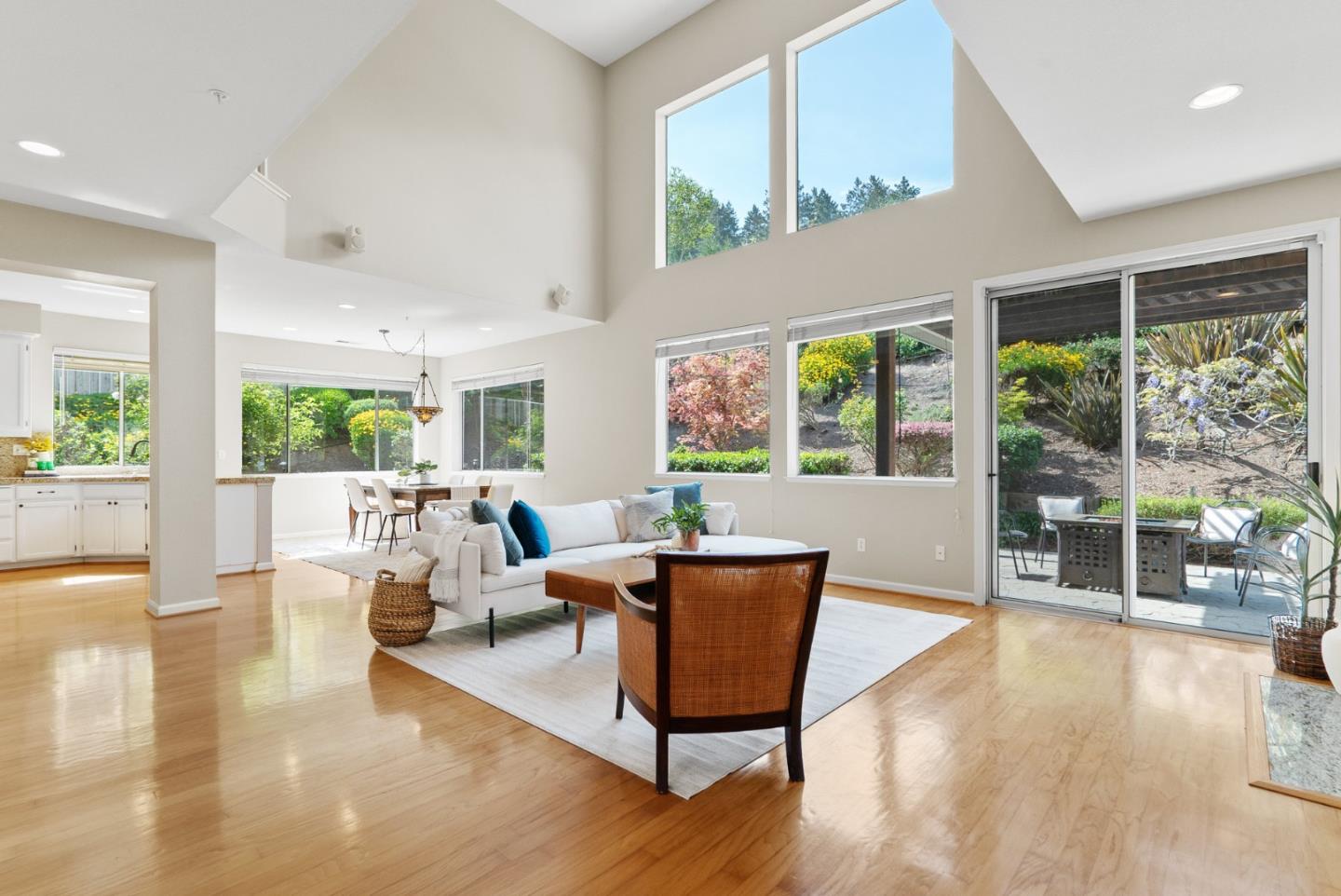 Detail Gallery Image 12 of 73 For 501 Shasta Park Ct, Scotts Valley,  CA 95066 - 4 Beds | 3 Baths