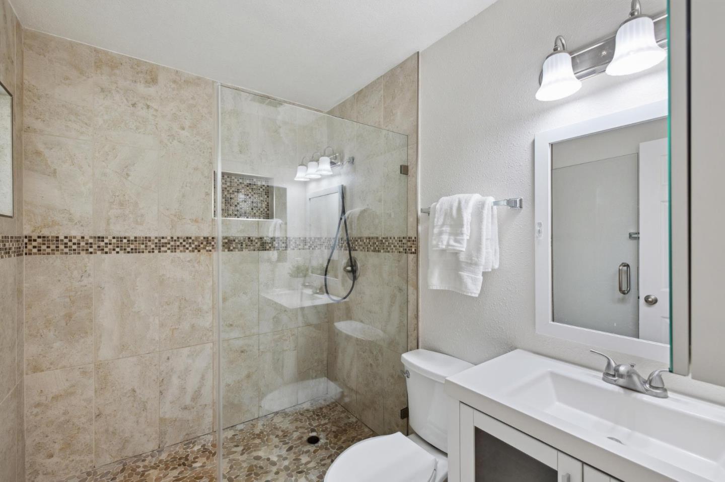 Detail Gallery Image 14 of 29 For 14910 Mcvay Ave, San Jose,  CA 95127 - 3 Beds | 2 Baths
