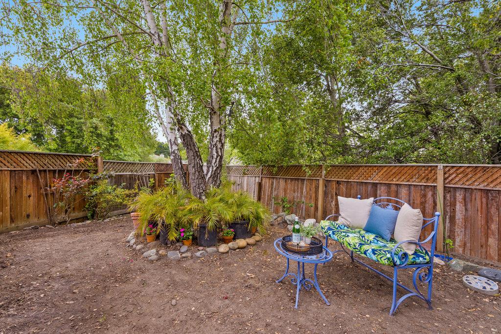 Detail Gallery Image 30 of 34 For 1826 15th Ave, Santa Cruz,  CA 95062 - 2 Beds | 1 Baths