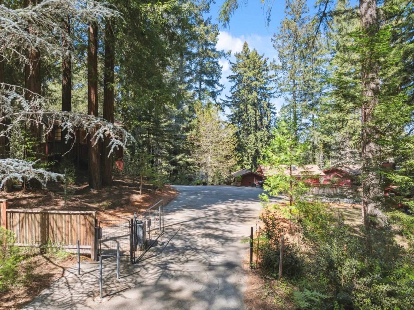 Detail Gallery Image 79 of 90 For 1150 Fetherston Way, Felton,  CA 95018 - 3 Beds | 2/1 Baths