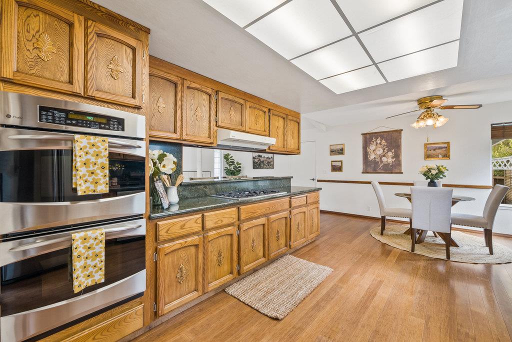 Detail Gallery Image 13 of 37 For 1435 Dolphin Dr, Aptos,  CA 95003 - 3 Beds | 2/1 Baths
