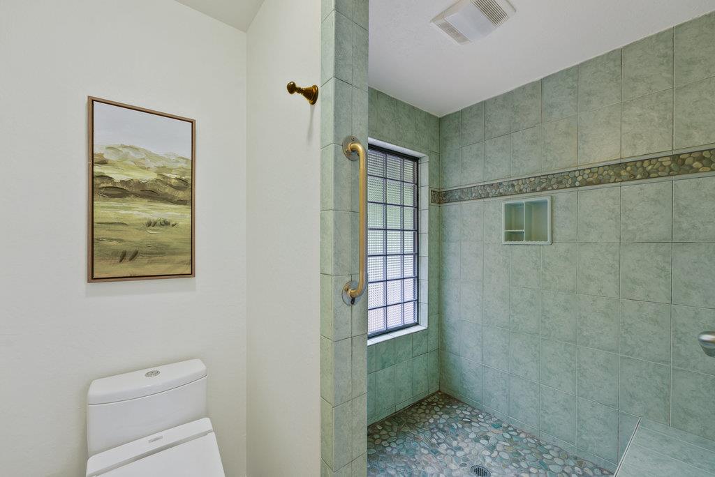 Detail Gallery Image 20 of 37 For 1435 Dolphin Dr, Aptos,  CA 95003 - 3 Beds | 2/1 Baths