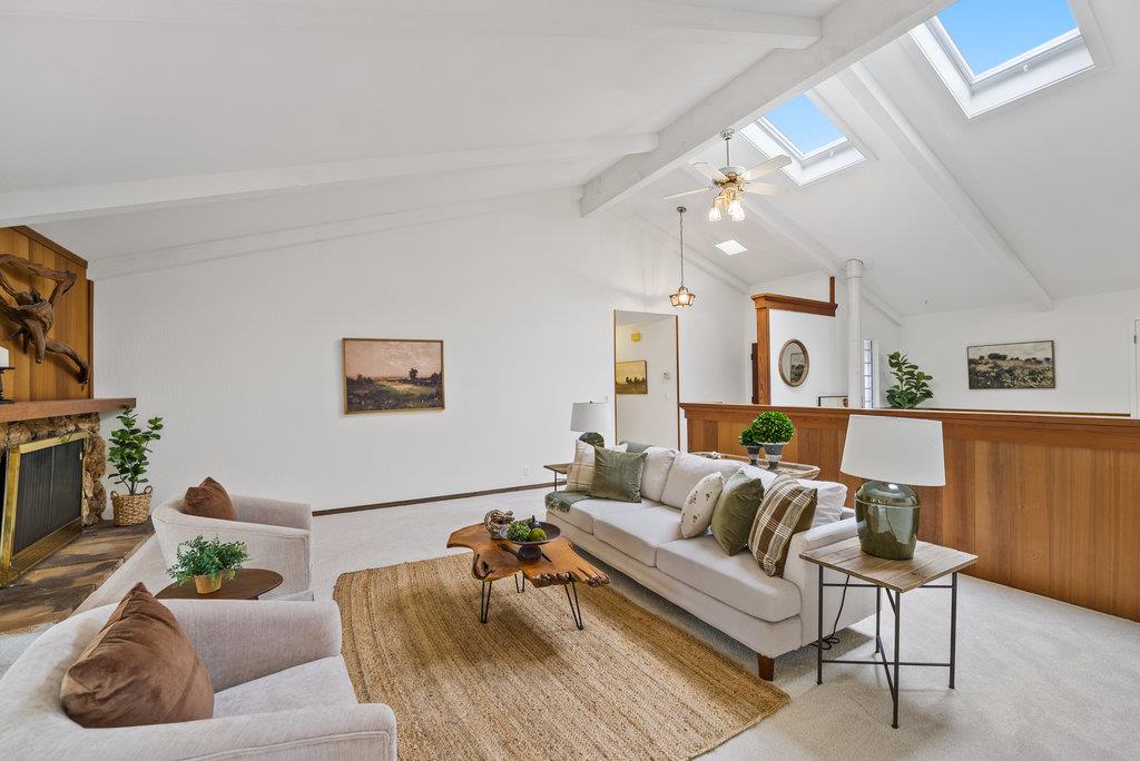 Detail Gallery Image 9 of 37 For 1435 Dolphin Dr, Aptos,  CA 95003 - 3 Beds | 2/1 Baths