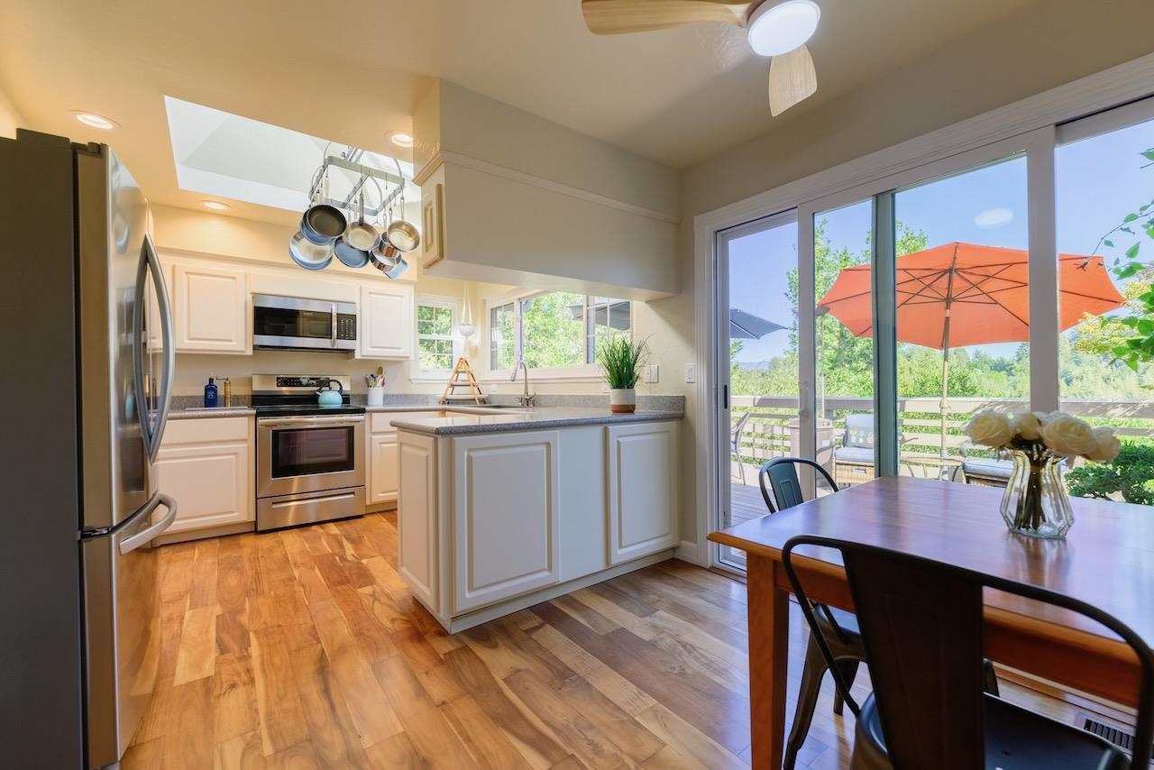 Detail Gallery Image 15 of 73 For 2907 Granite Creek Rd, Scotts Valley,  CA 95066 - 6 Beds | 3 Baths