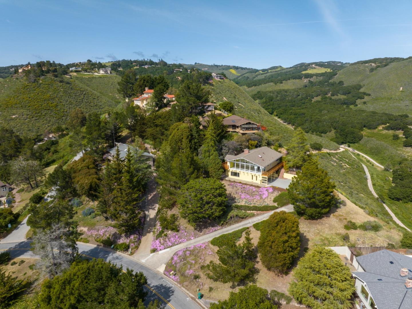 Detail Gallery Image 21 of 31 For 25625 Tierra Grande Dr, Carmel,  CA 93923 - 4 Beds | 4 Baths
