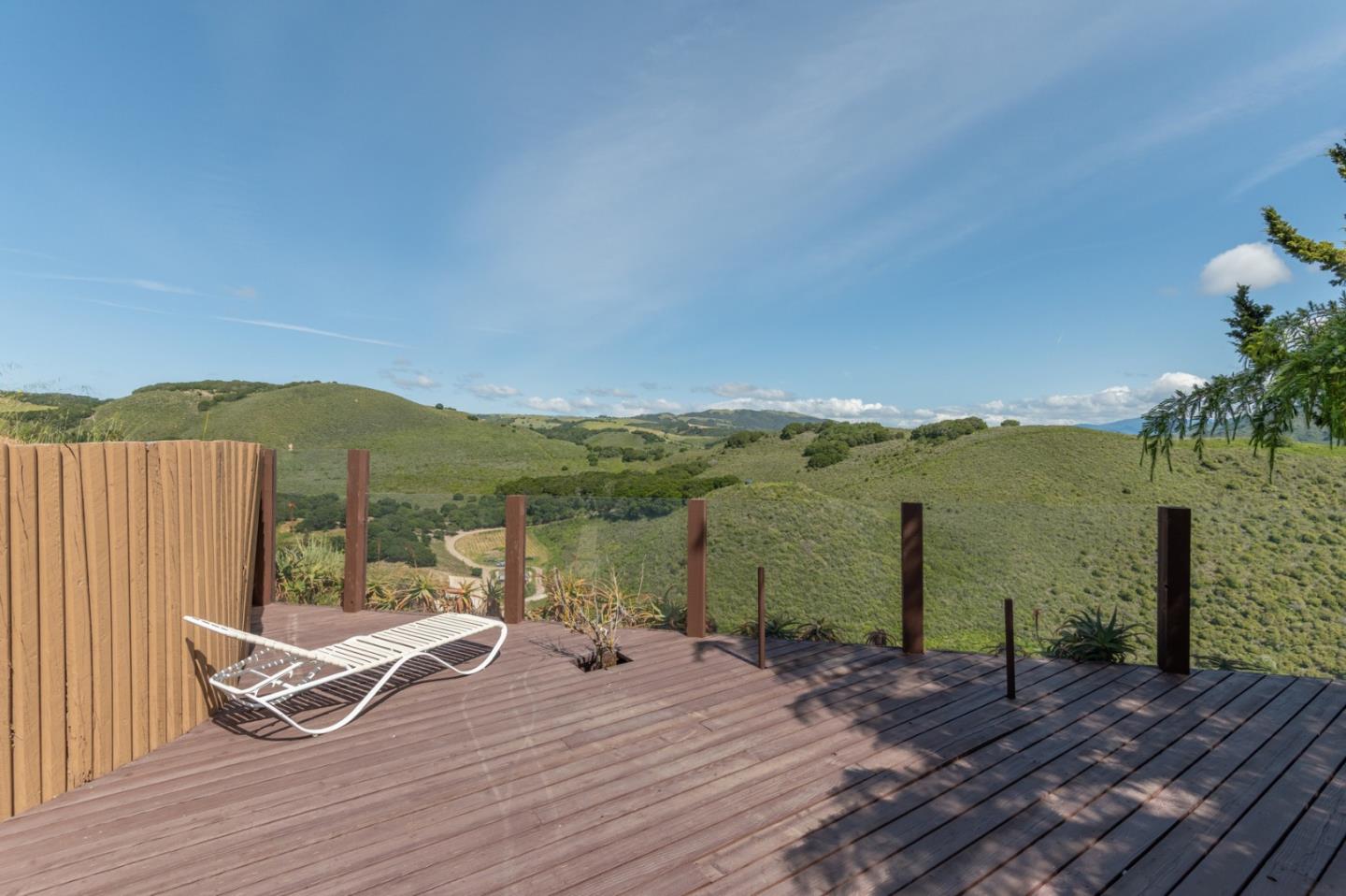 Detail Gallery Image 28 of 31 For 25625 Tierra Grande Dr, Carmel,  CA 93923 - 4 Beds | 4 Baths