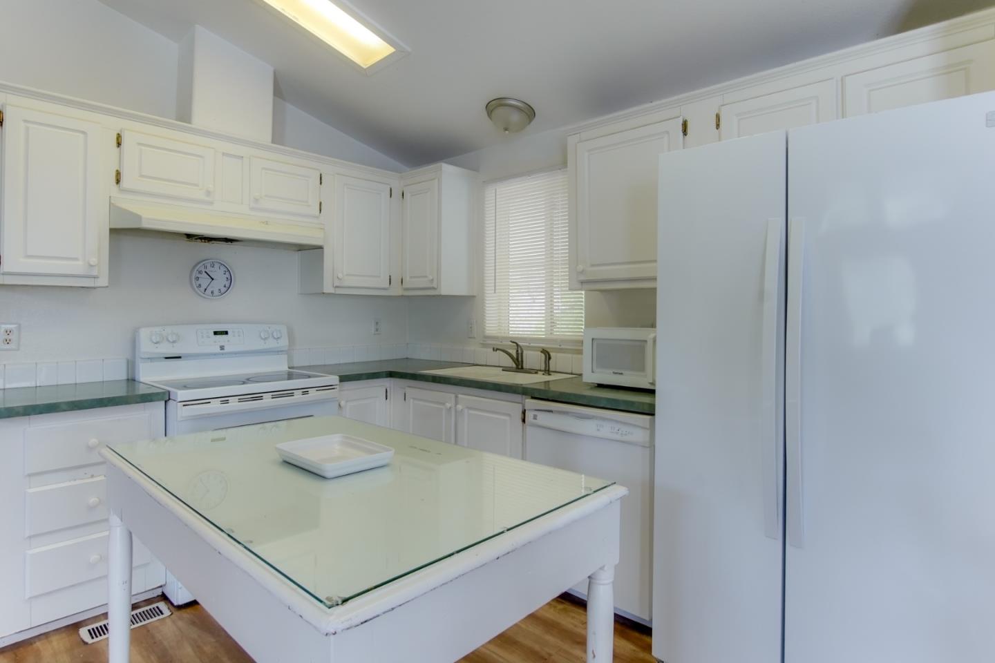 Detail Gallery Image 15 of 32 For 9345 Prunedale South Rd, Salinas,  CA 93907 - 3 Beds | 2 Baths