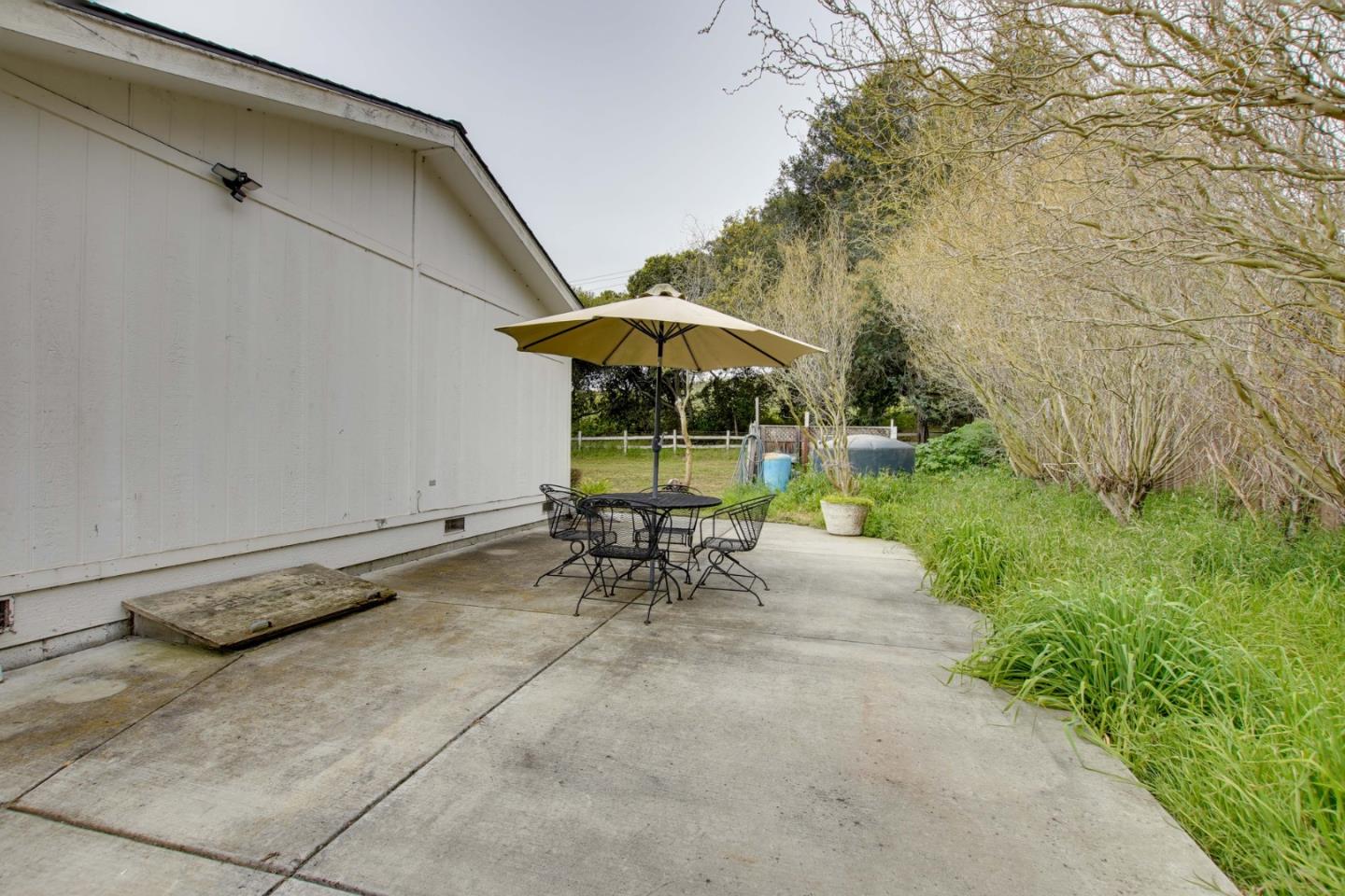 Detail Gallery Image 25 of 32 For 9345 Prunedale South Rd, Salinas,  CA 93907 - 3 Beds | 2 Baths