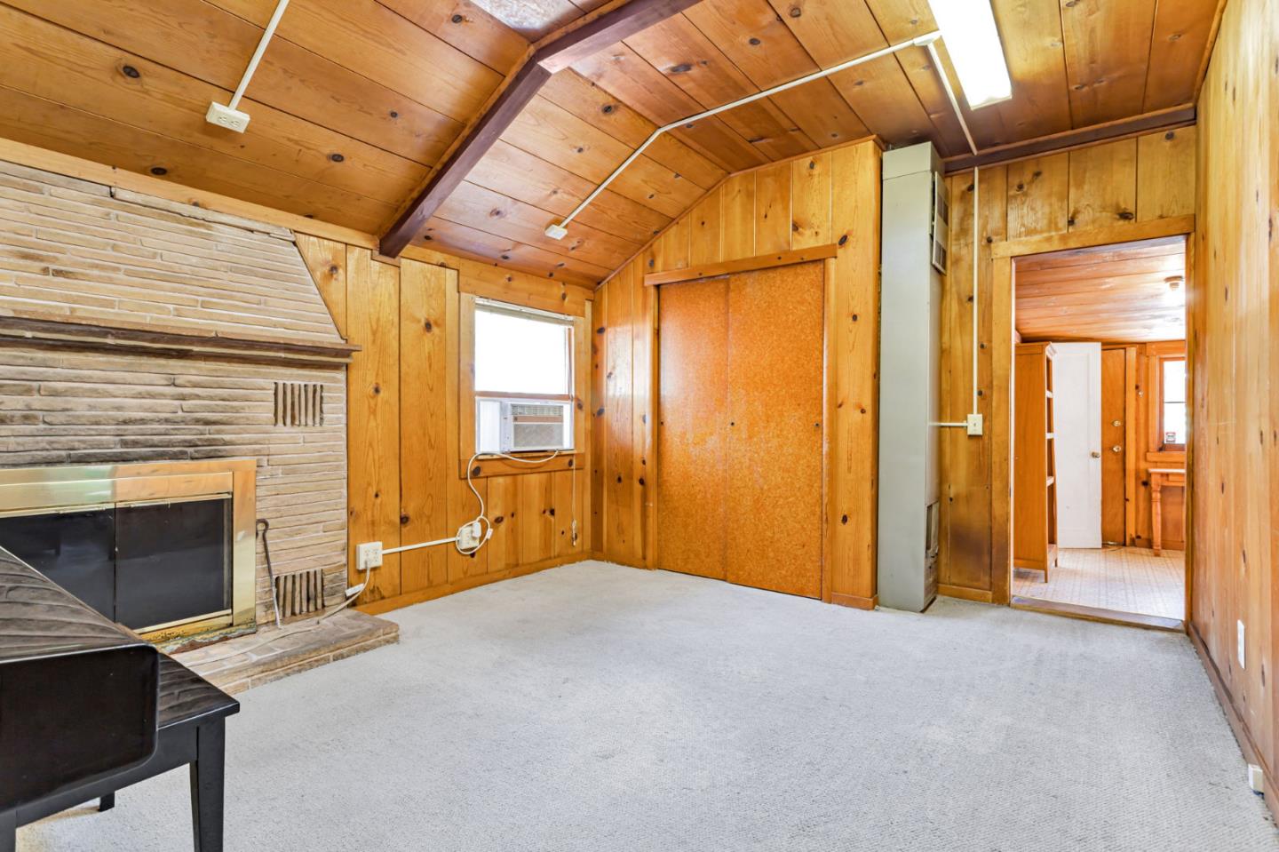 Detail Gallery Image 5 of 30 For 12970 Highway 9, Boulder Creek,  CA 95006 - 3 Beds | 1/1 Baths