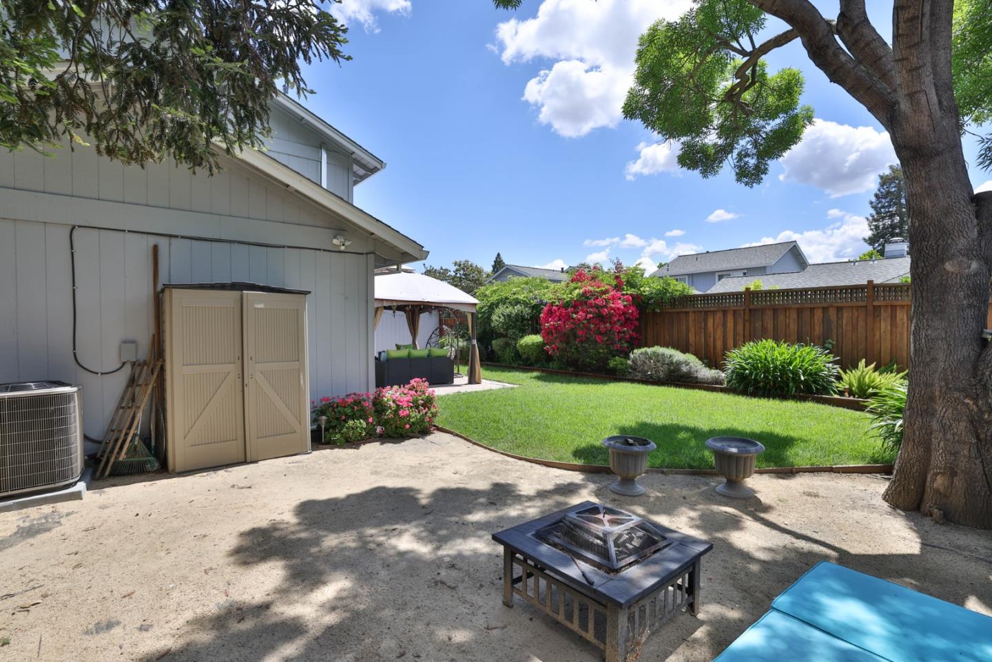 Detail Gallery Image 30 of 33 For 5699 Saxony Ct, San Jose,  CA 95123 - 2 Beds | 2 Baths