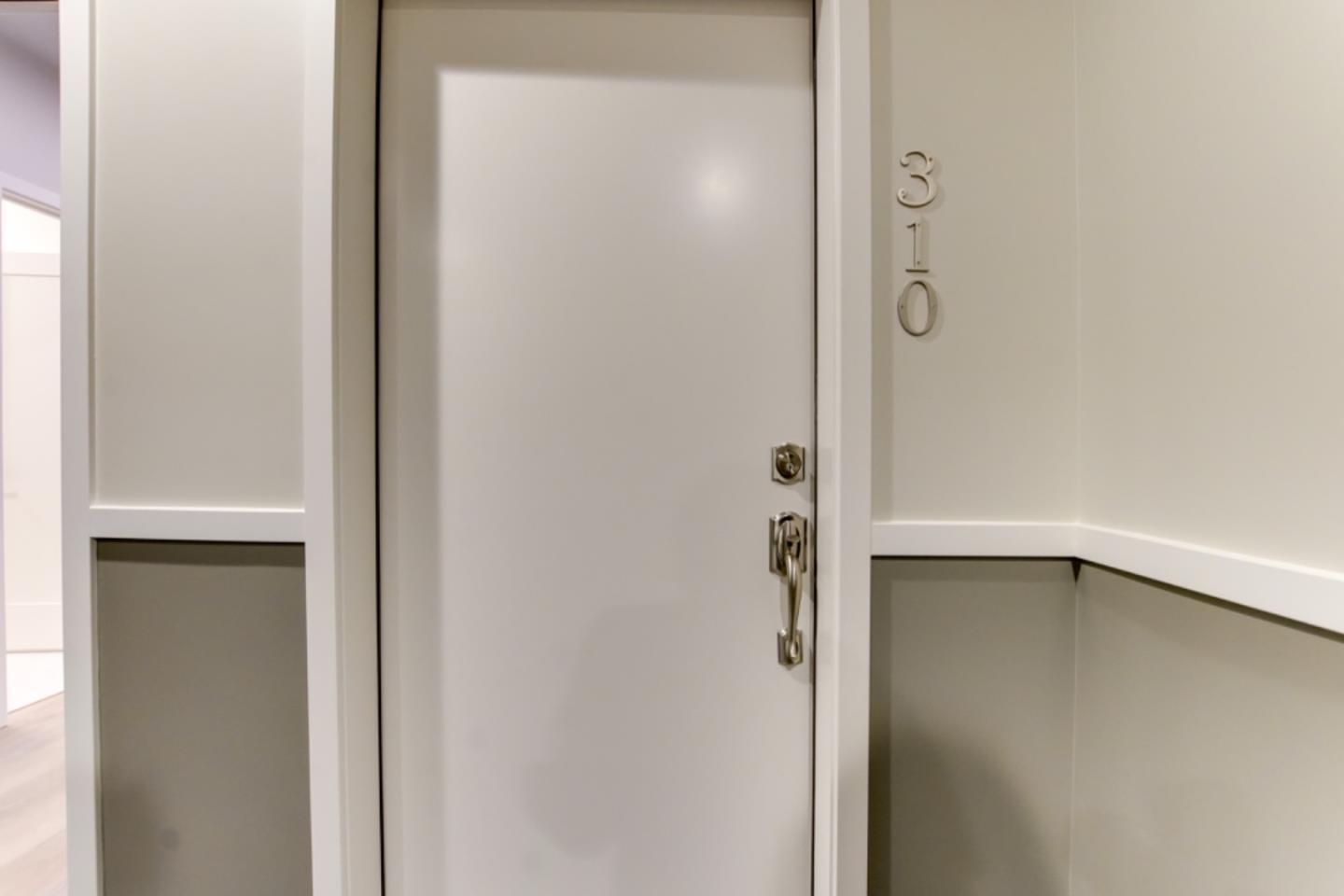 Detail Gallery Image 2 of 20 For 400 San Benito St #310,  Hollister,  CA 95023 - 0 Beds | 1 Baths