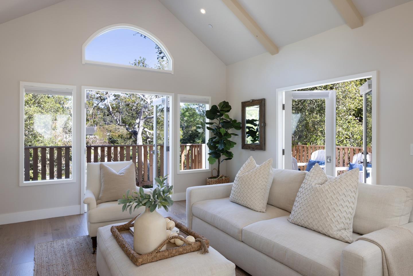 Detail Gallery Image 6 of 27 For 0 Mission 4 Ne of 10th Ave, Carmel,  CA 93921 - 4 Beds | 3 Baths