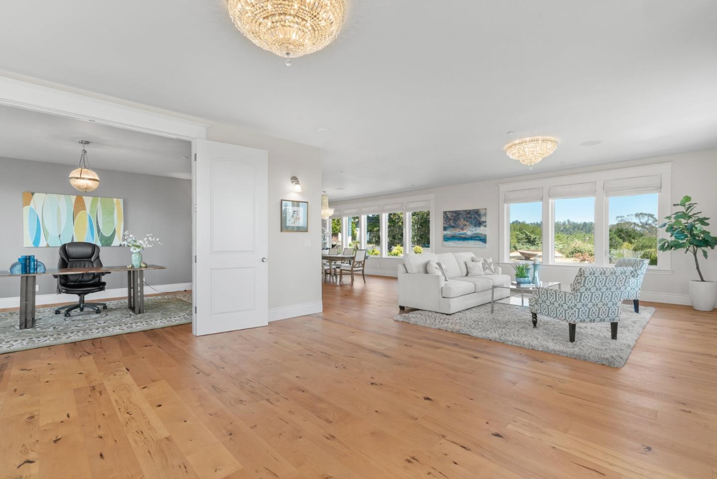 Detail Gallery Image 27 of 115 For 40 S Circle Dr, Santa Cruz,  CA 95060 - 4 Beds | 4/2 Baths