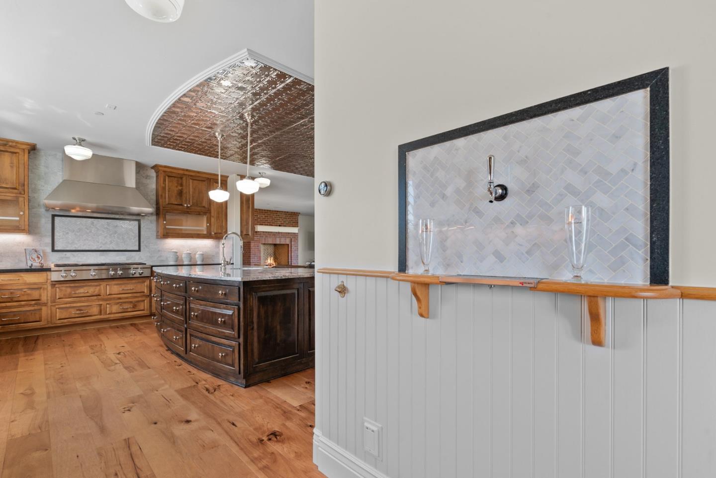 Detail Gallery Image 39 of 115 For 40 S Circle Dr, Santa Cruz,  CA 95060 - 4 Beds | 4/2 Baths