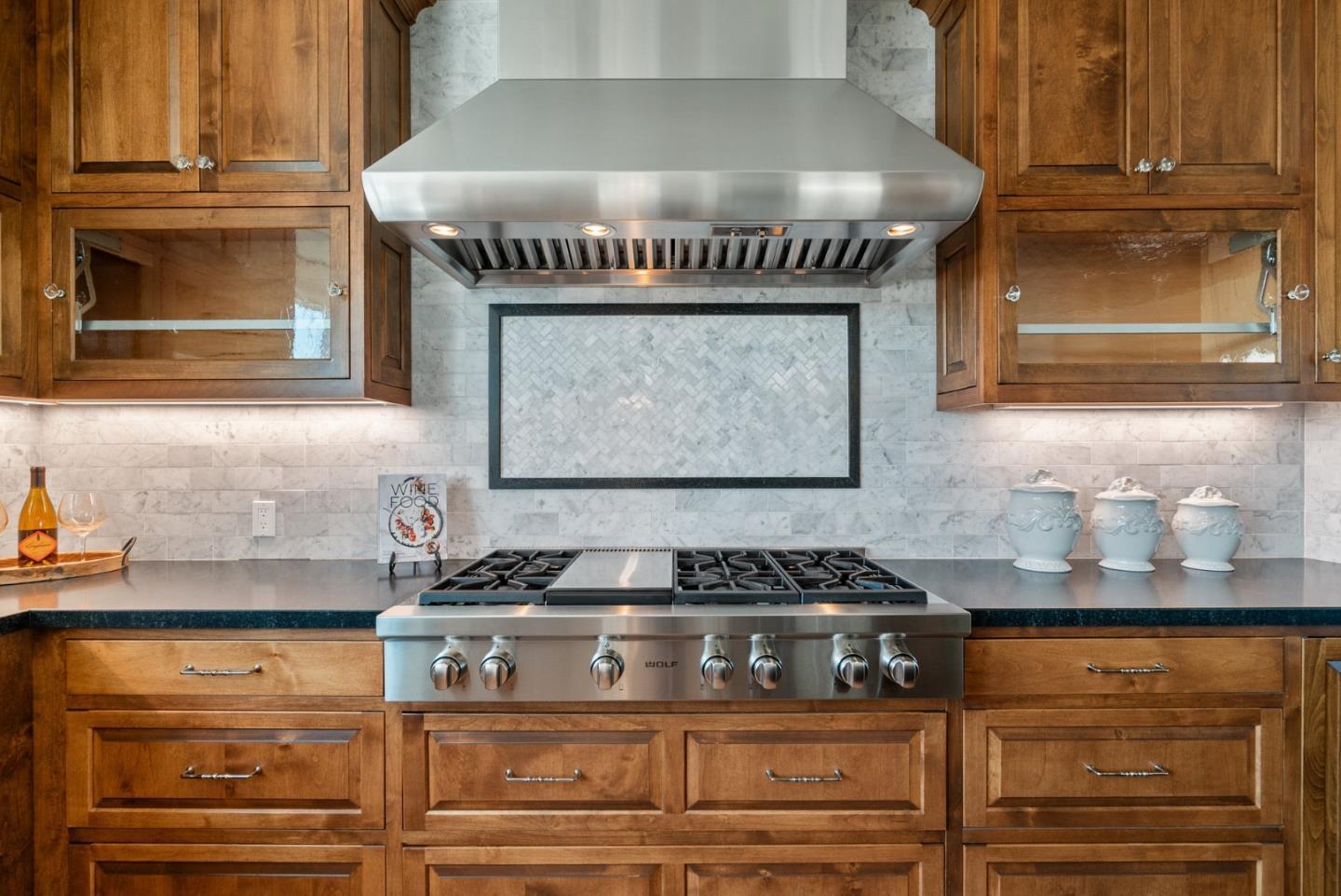 Detail Gallery Image 45 of 115 For 40 S Circle Dr, Santa Cruz,  CA 95060 - 4 Beds | 4/2 Baths