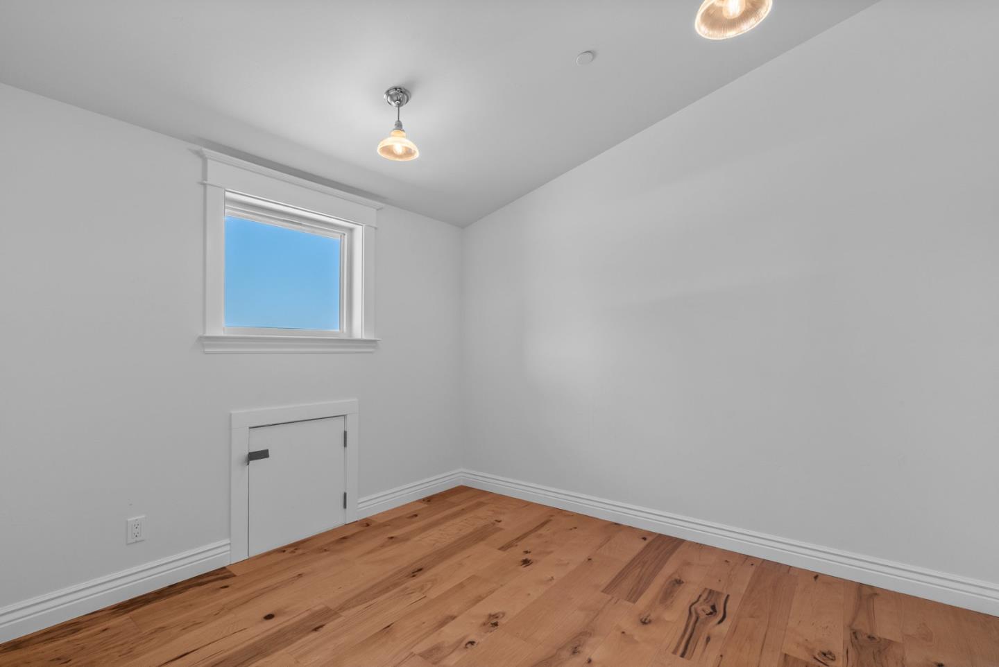 Detail Gallery Image 75 of 115 For 40 S Circle Dr, Santa Cruz,  CA 95060 - 4 Beds | 4/2 Baths