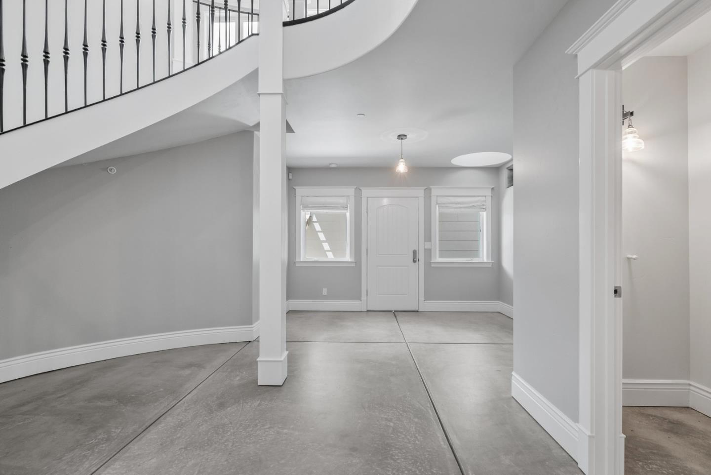 Detail Gallery Image 97 of 115 For 40 S Circle Dr, Santa Cruz,  CA 95060 - 4 Beds | 4/2 Baths