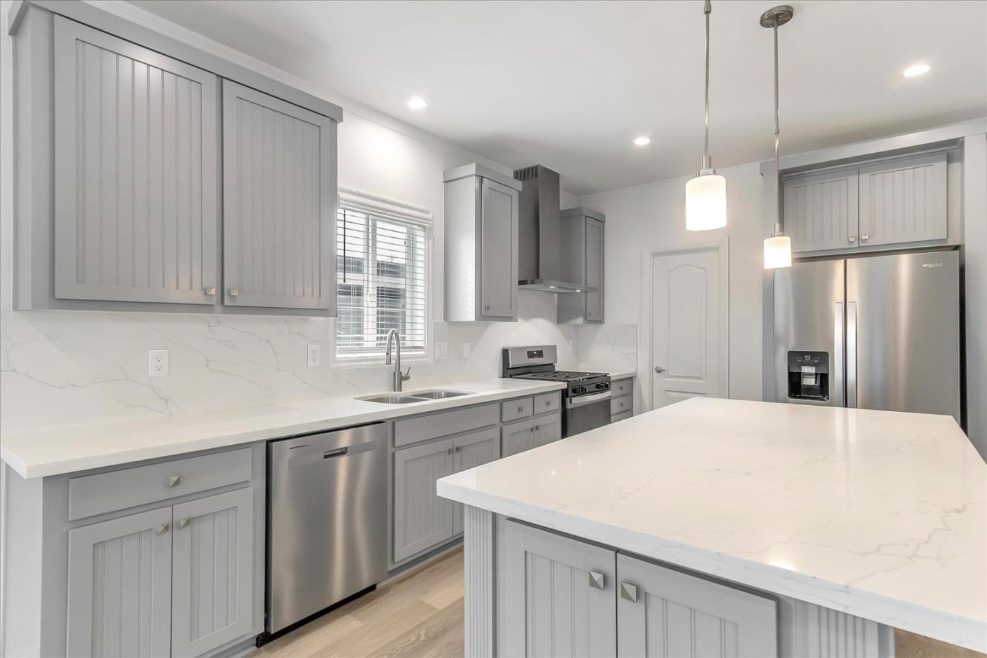 Detail Gallery Image 10 of 31 For 195 Blossom Hill Rd #276,  San Jose,  CA 95123 - 3 Beds | 2 Baths