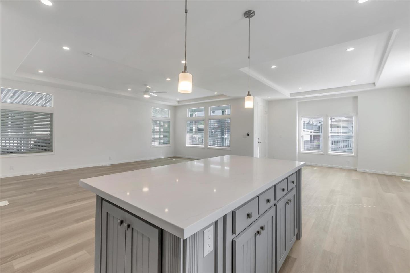 Detail Gallery Image 12 of 31 For 195 Blossom Hill Rd #276,  San Jose,  CA 95123 - 3 Beds | 2 Baths