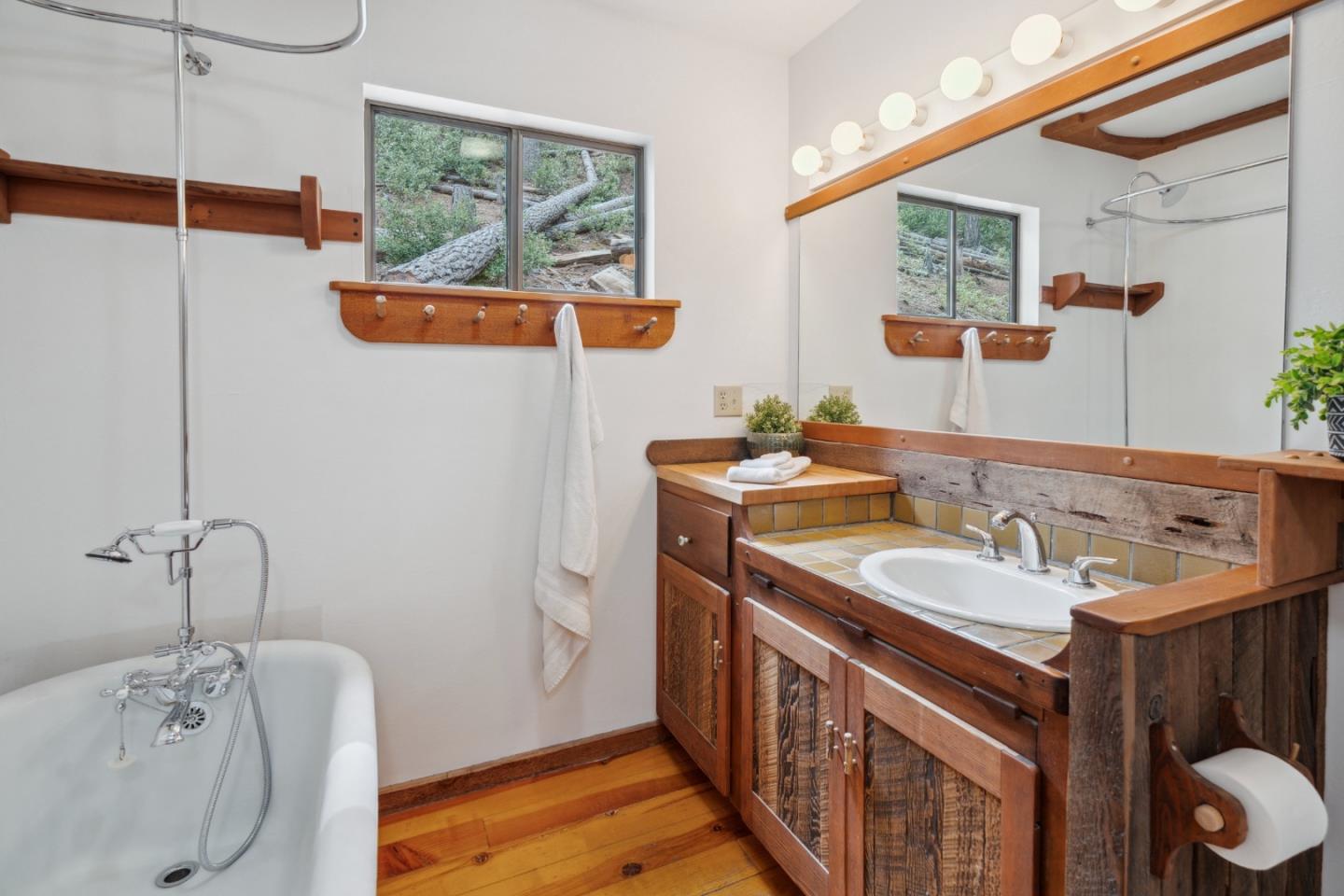 Detail Gallery Image 27 of 95 For 2120 Pack Trl, Mount Shasta,  CA 96067 - 2 Beds | 2 Baths