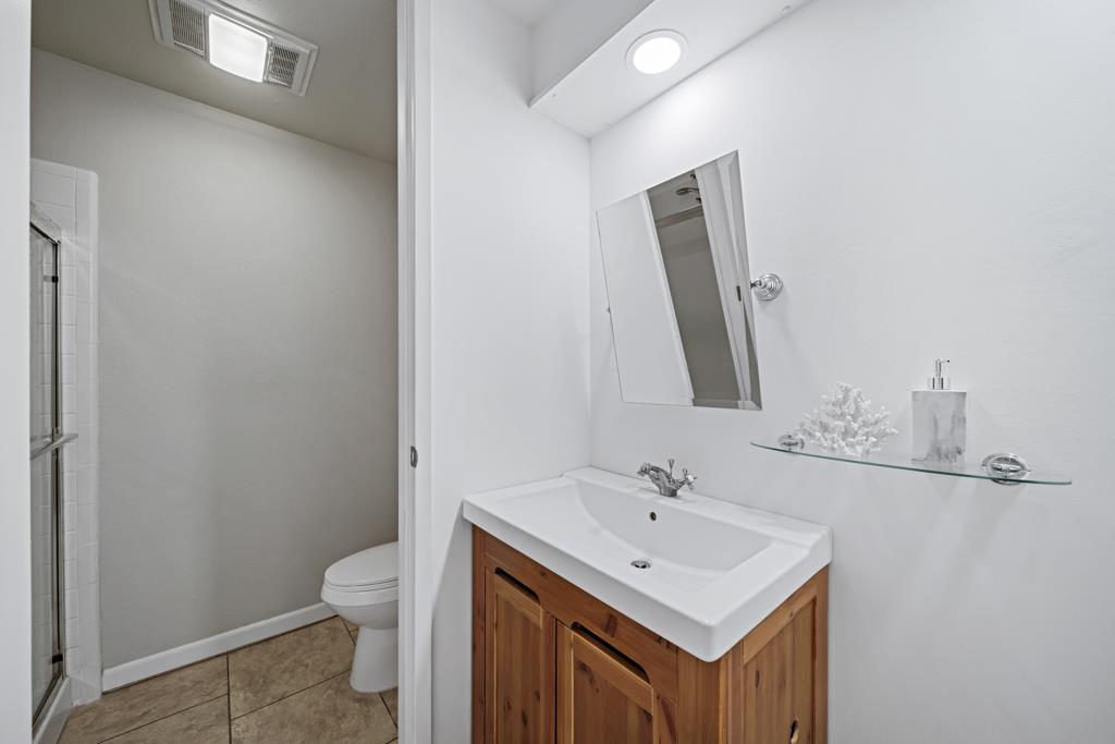 Detail Gallery Image 17 of 53 For 5341 Shelter Creek Ln, San Bruno,  CA 94066 - 2 Beds | 2 Baths