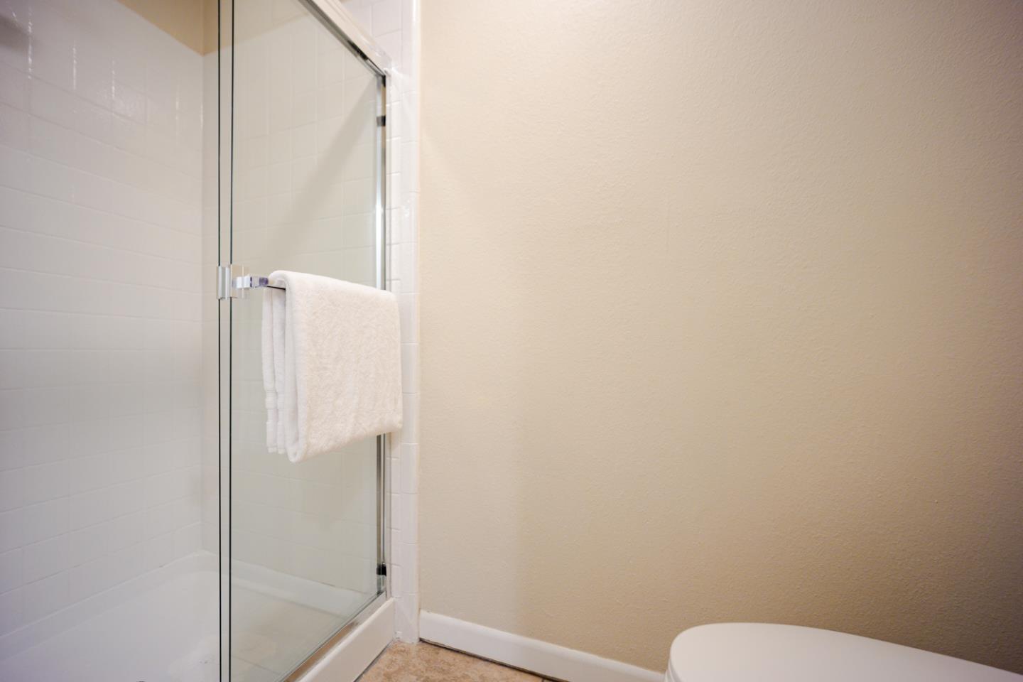 Detail Gallery Image 18 of 53 For 5341 Shelter Creek Ln, San Bruno,  CA 94066 - 2 Beds | 2 Baths