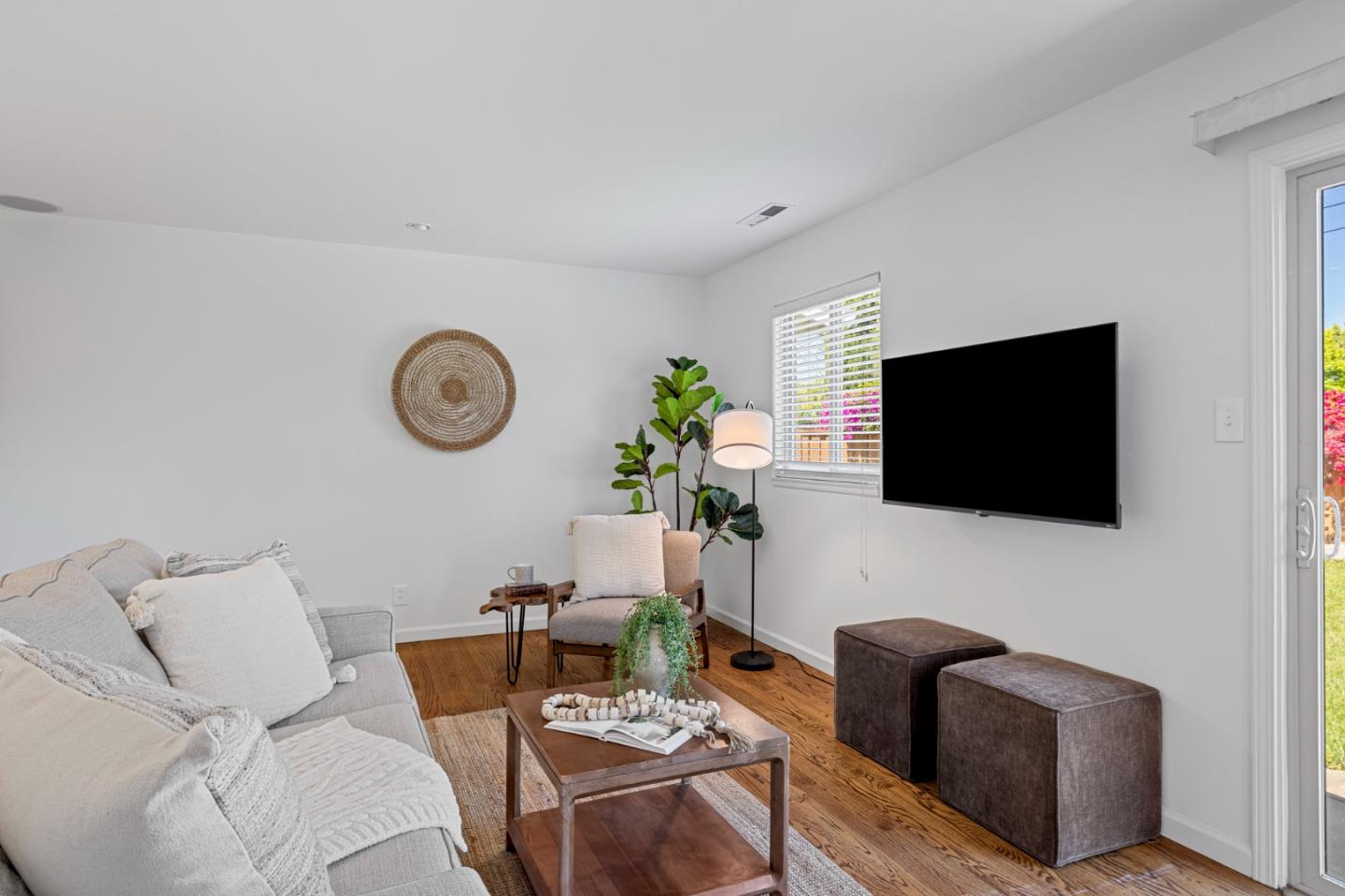 Detail Gallery Image 17 of 51 For 1569 Sabina Way, San Jose,  CA 95118 - 4 Beds | 2 Baths