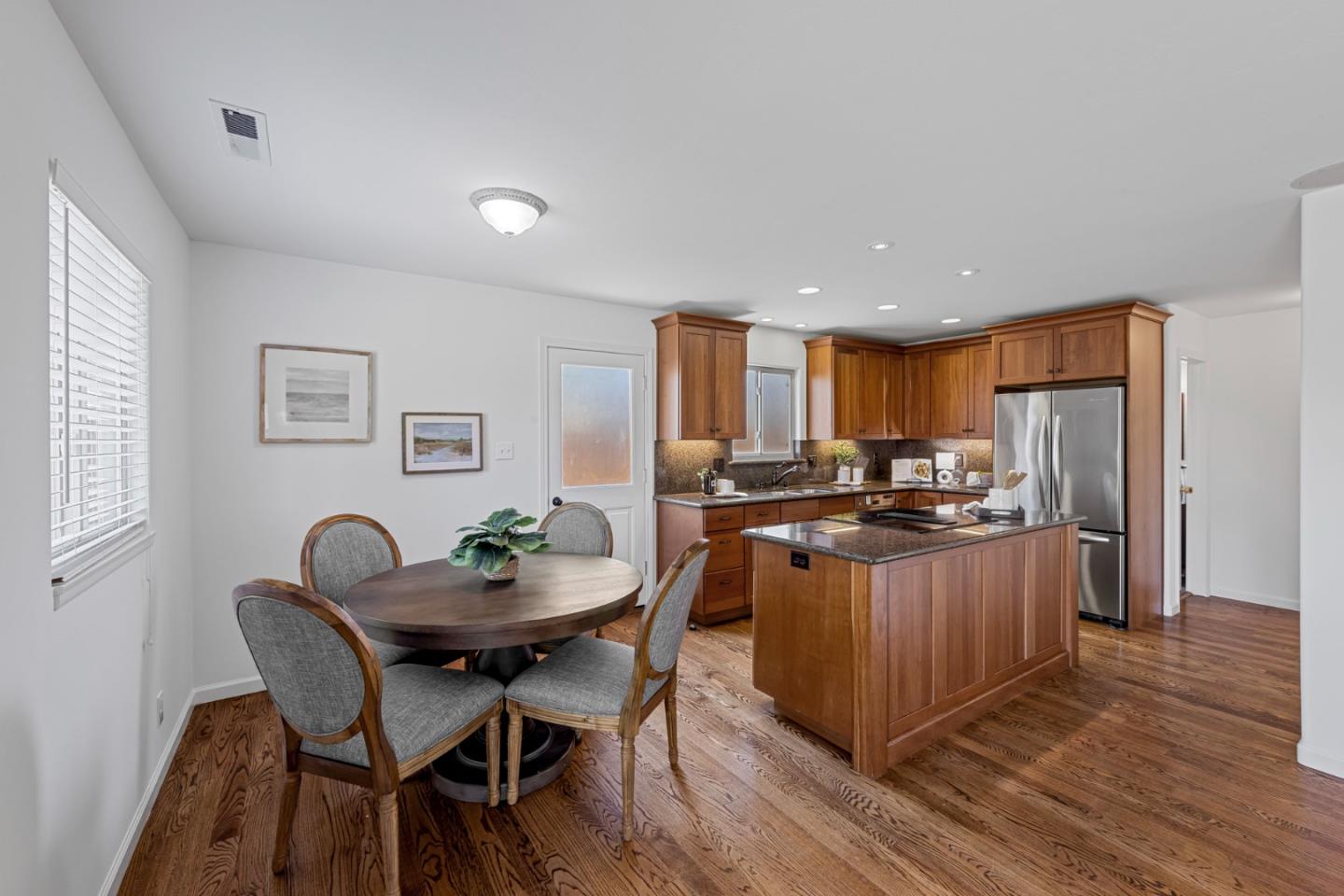 Detail Gallery Image 29 of 51 For 1569 Sabina Way, San Jose,  CA 95118 - 4 Beds | 2 Baths