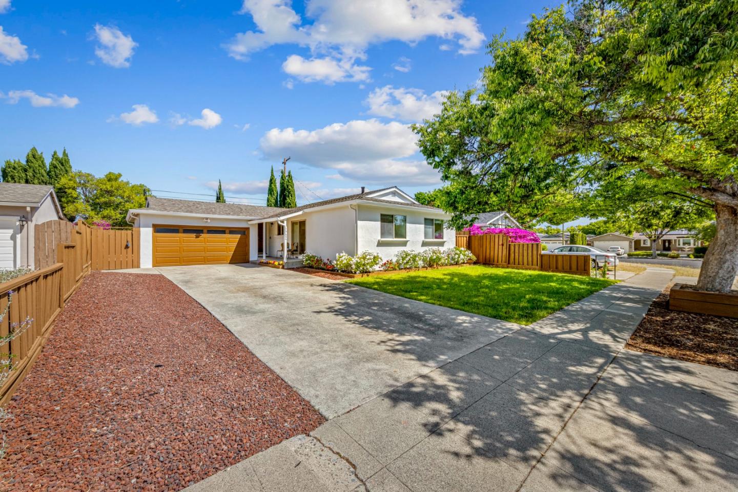 Detail Gallery Image 3 of 51 For 1569 Sabina Way, San Jose,  CA 95118 - 4 Beds | 2 Baths