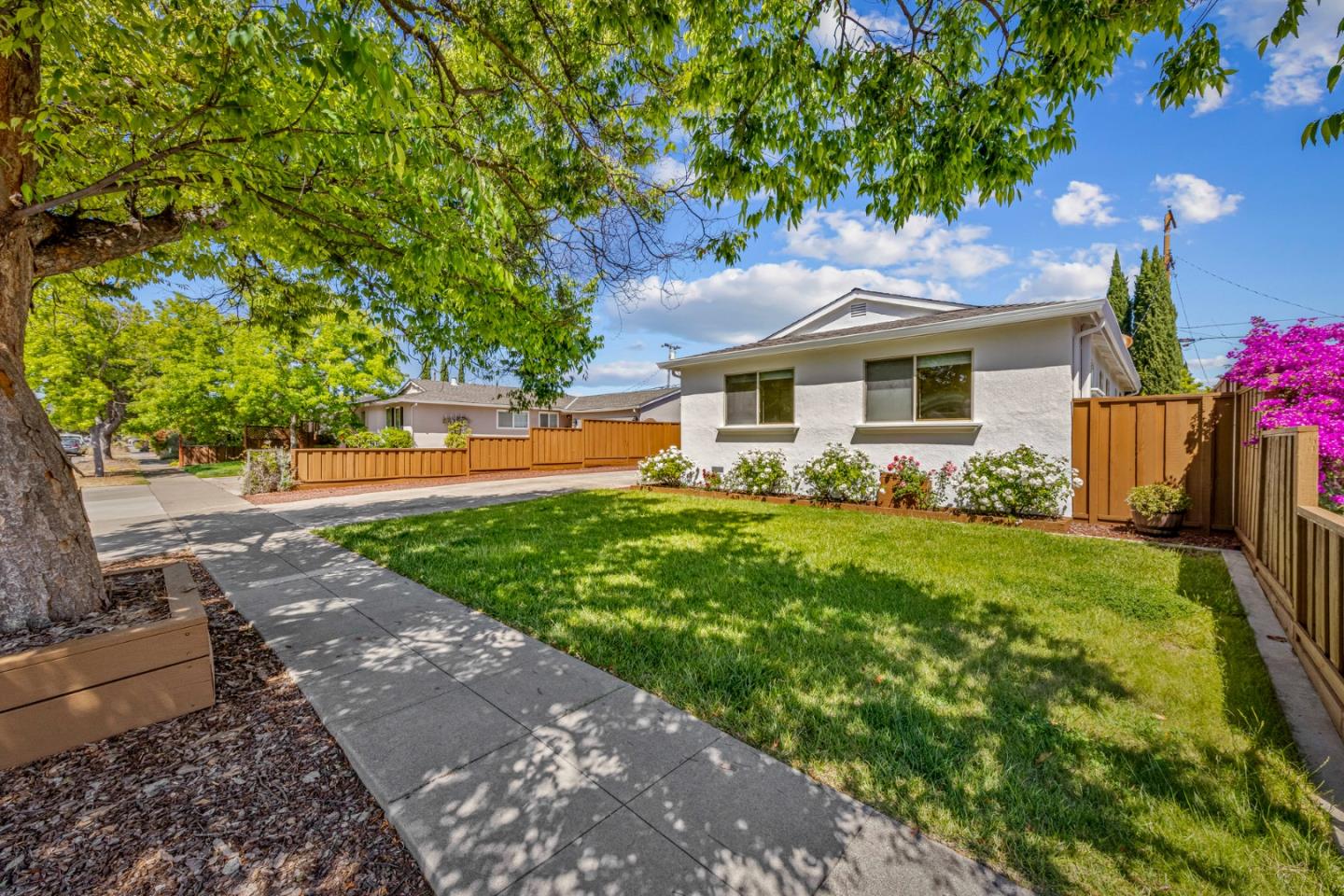 Detail Gallery Image 6 of 51 For 1569 Sabina Way, San Jose,  CA 95118 - 4 Beds | 2 Baths