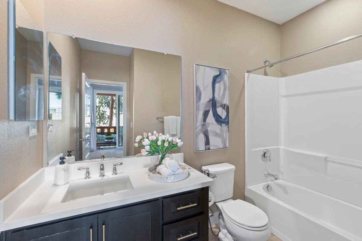 Detail Gallery Image 19 of 26 For 5575 Azalea Way, Newark,  CA 94560 - 3 Beds | 3/1 Baths